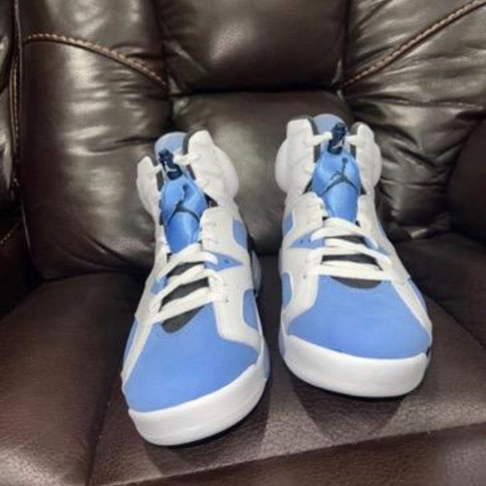 Jordan 6 - Picture 4 of 4